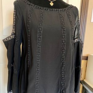Black cold shoulder crochet blouse